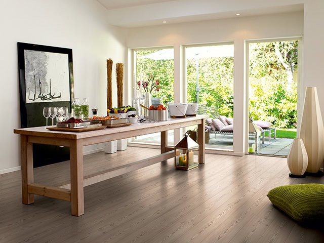 Pergo - Laminate - Classic Plank 2V Endless Plank - L0X05 - 01774 - Laminate Flooring