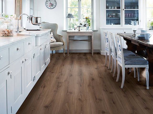 Pergo - Laminate - Classic Plank 2V Endless Plank - L0X05 - 01775 - Laminate Flooring