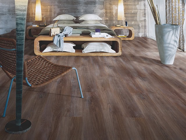 Pergo - Laminate - Classic Plank 4V Natural Variation - L0X08 - 01814 - Laminate Flooring