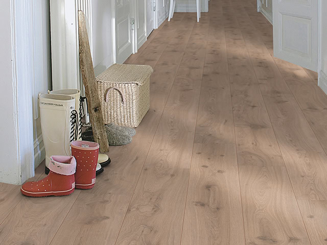 Pergo - Laminate - Long Plank 4V - L0X23 - 01755 - Laminate Flooring