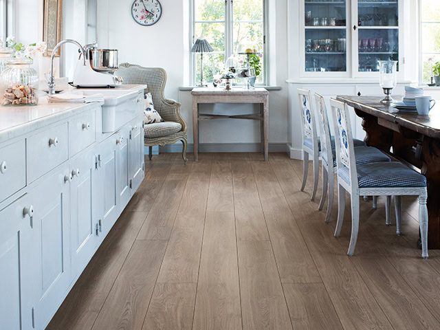 Pergo - Laminate - Long Plank 4V - L0X23 - 01757 - Laminate Flooring
