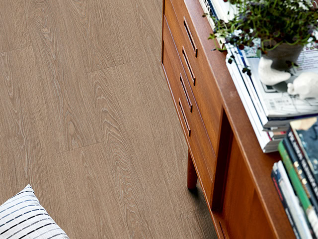 Pergo - Vinyl - Classic Plank - VXX07 - 40014 - Laminate Flooring