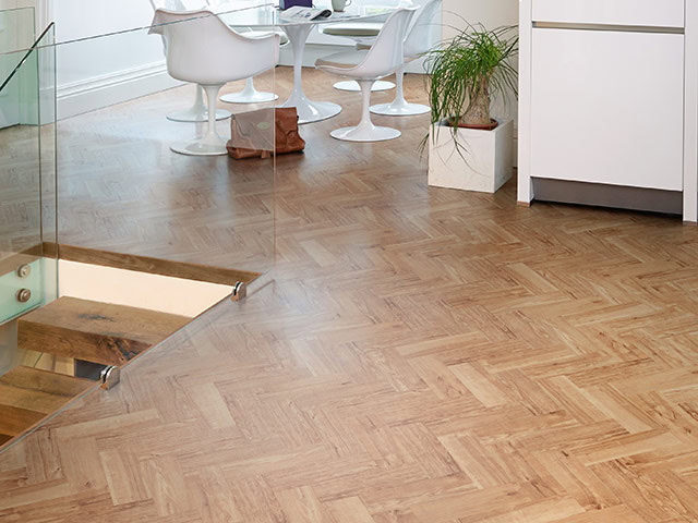 Polyflor - Creative Edge - Nut Tree - Vinyl Flooring