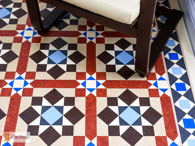 Marmoleum RD115 Paired With RDB207 Borders - Marmoleum Flooring