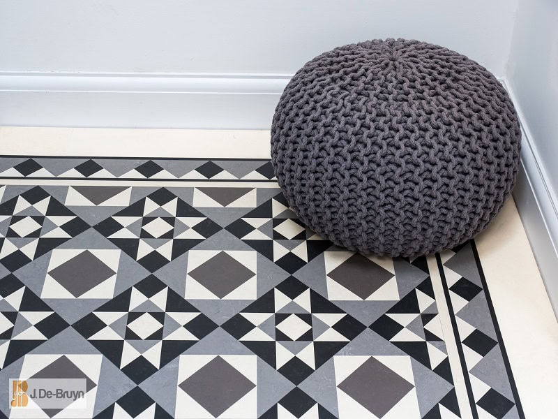 Marmoleum RD116 Paired With RDB208 Border - Marmoleum Flooring