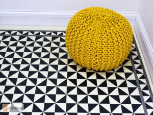 Marmoleum RD119 Paired With RDB209 Borders - Marmoleum Flooring