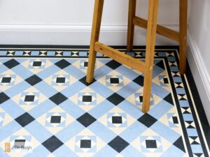 Marmoleum RD121 Paired With RDB202 Borders - Marmoleum Flooring