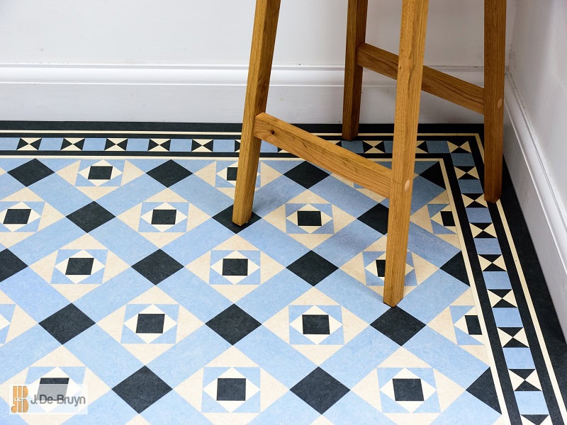 Marmoleum RD121 Paired With RDB202 Borders - Marmoleum Flooring
