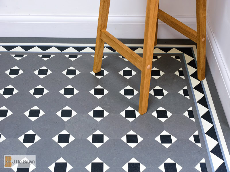 Marmoleum RD125 Paired With RDB203 Borders (Outer 20mm Lacing 2 Different Colours) - Marmoleum Flooring