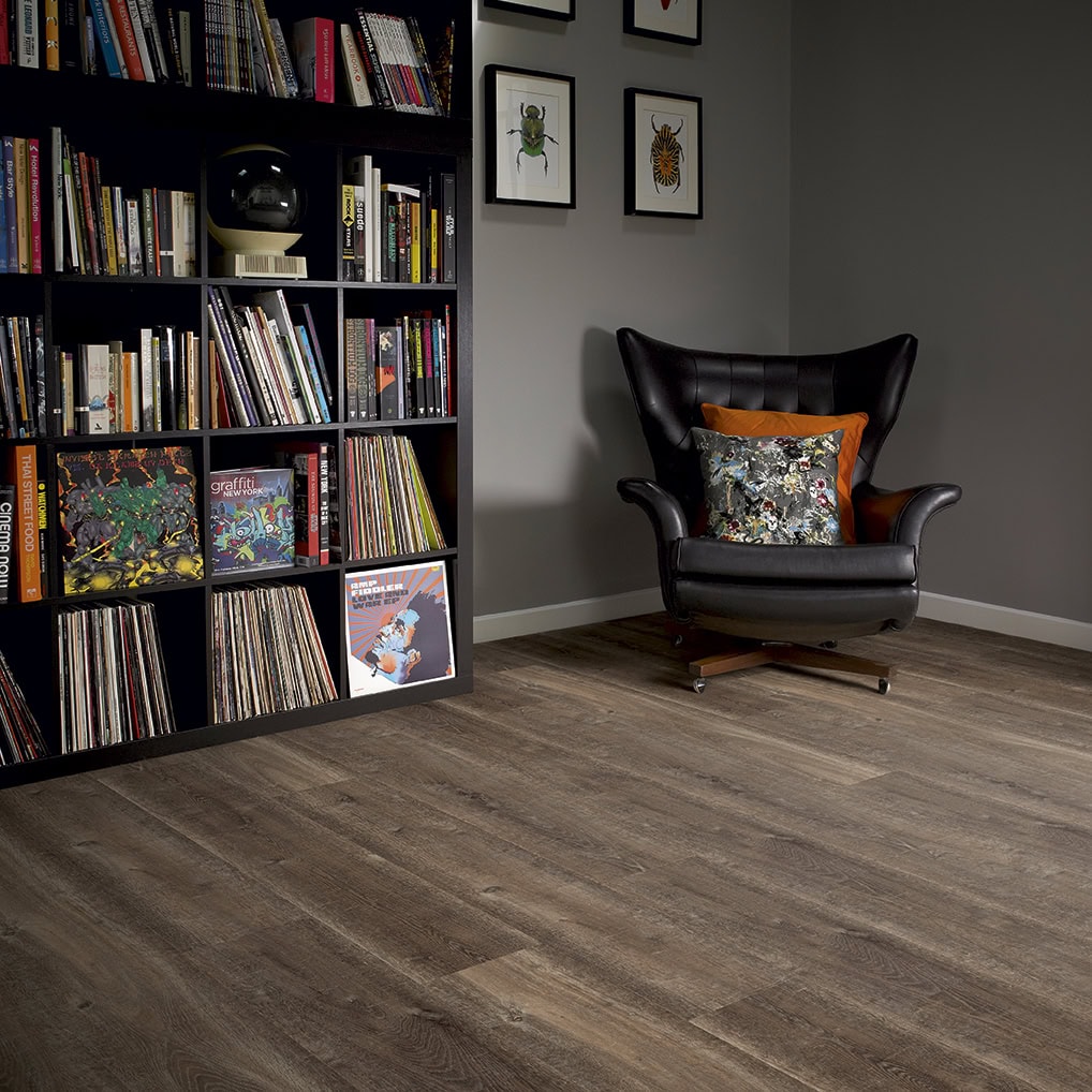 Amtico - Reclaimed Oak - Luxury Vinyl Tile (LVT) Flooring - Vinyl Flooring - Wood Flooring