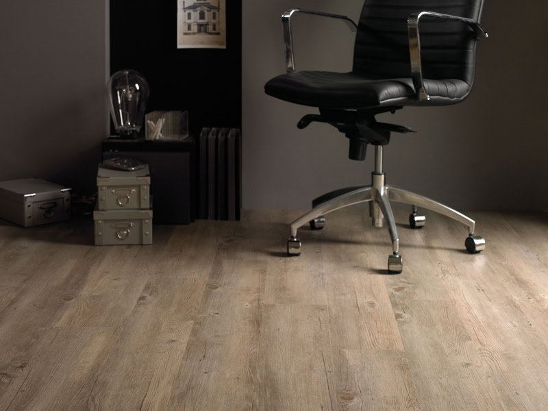 Karndean - Van Gogh Wood Flooring - VGW81T Country Oak - Floor Sanding & Sealing - Luxury Vinyl Tile (LVT) Flooring - Vinyl Flooring - Wood Flooring