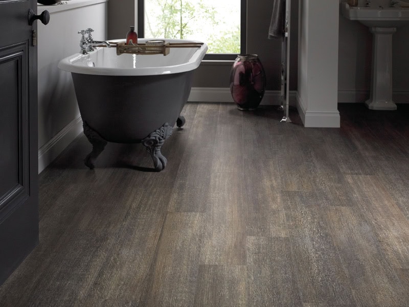 Karndean - Van Gogh Wood Flooring - VGW88T Brushed Oak - Luxury Vinyl Tile (LVT) Flooring - Vinyl Flooring - Wood Flooring