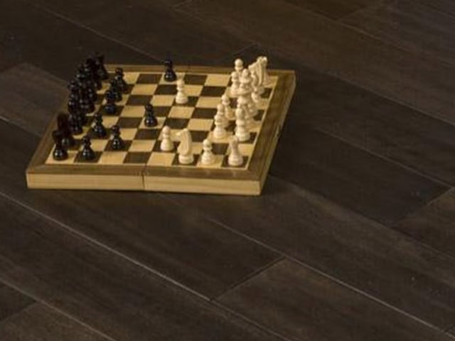 XYLO Walnut Engineered Lacquered D0024 1 Strip Red Birch - Wood Flooring