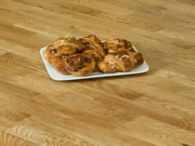 Xylo Oak Engineered Lacquered D0001 3 Trip Oak Rustic - Wood Flooring