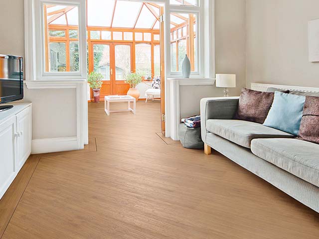 J2 Flooring - Natural Oak - Vinyl Flooring - Wood Flooring