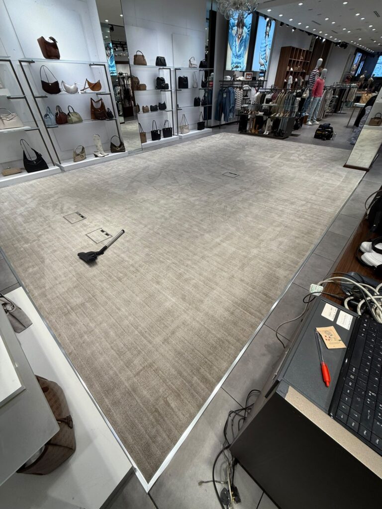 Van Besouw 2302-530 Carpet Installation in Mayfair