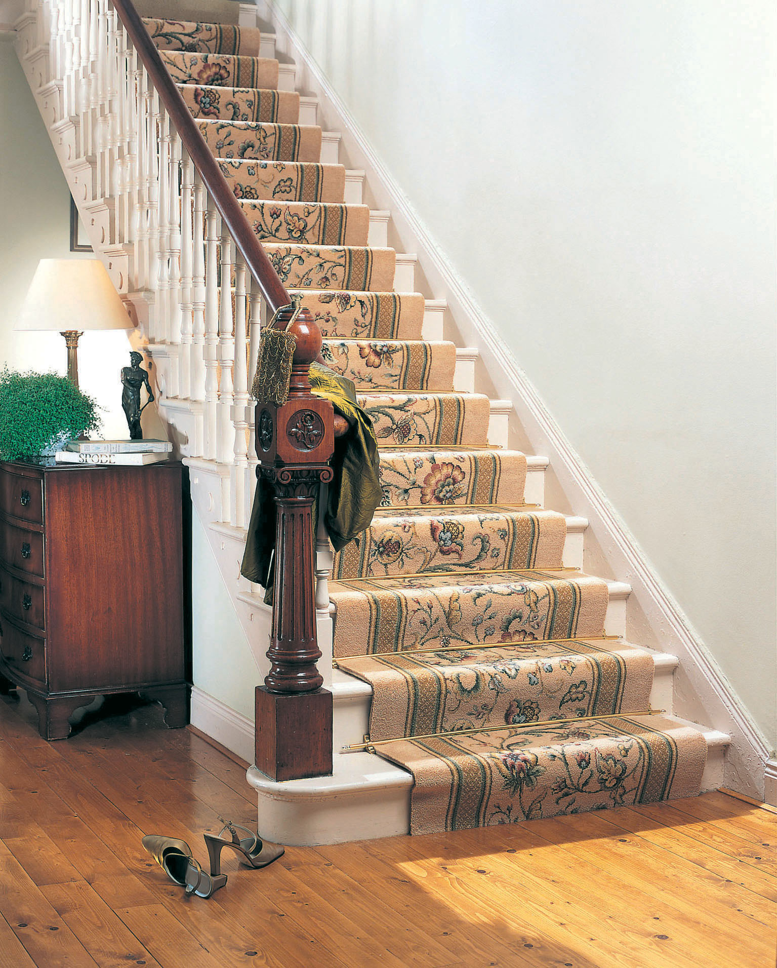 Ulster Carpets Glenavy Hampton Court (2)
