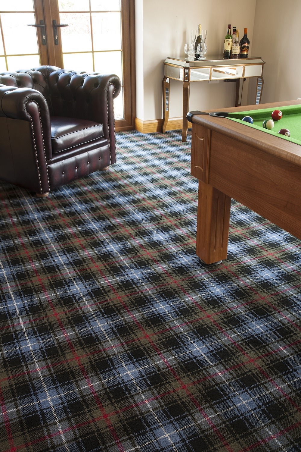Ulster Carpets Glenmoy Roberston Roomset (3)