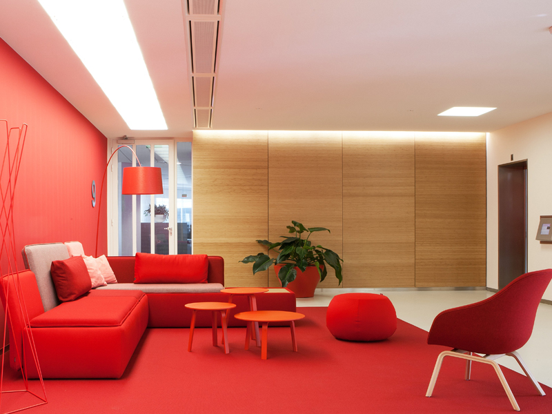 Van Besouw Carpets - Infopact