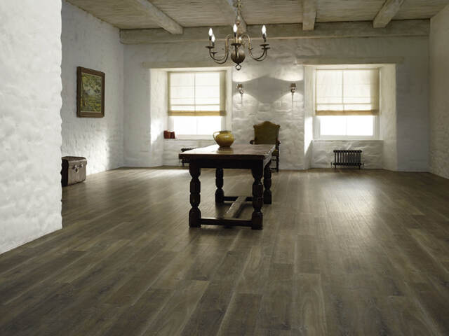 Amtico – Aged Oak
