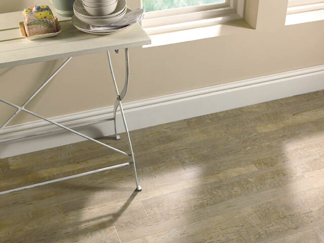 Amtico – Bleached Elm
