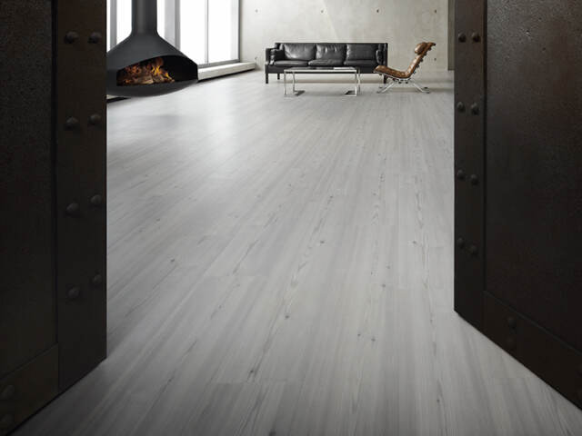 Amtico – Chalked Pine-Portrait