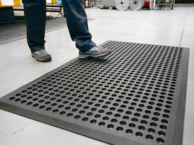 Coba Flooring – Workplace Matting – Worksafe