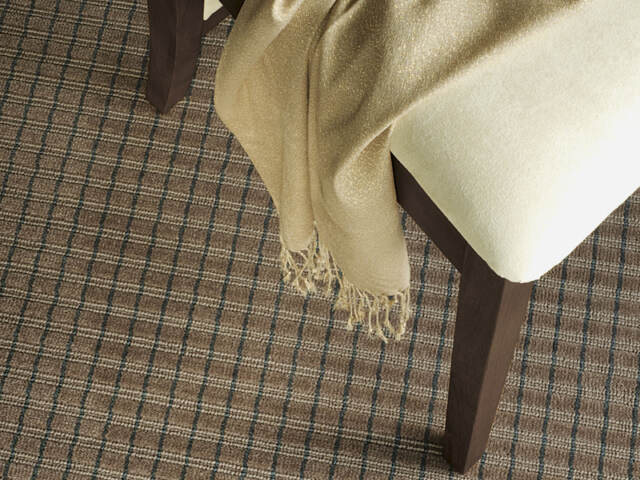 Victoria Carpets Estrada