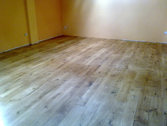 Amtico Floor Living Room 02