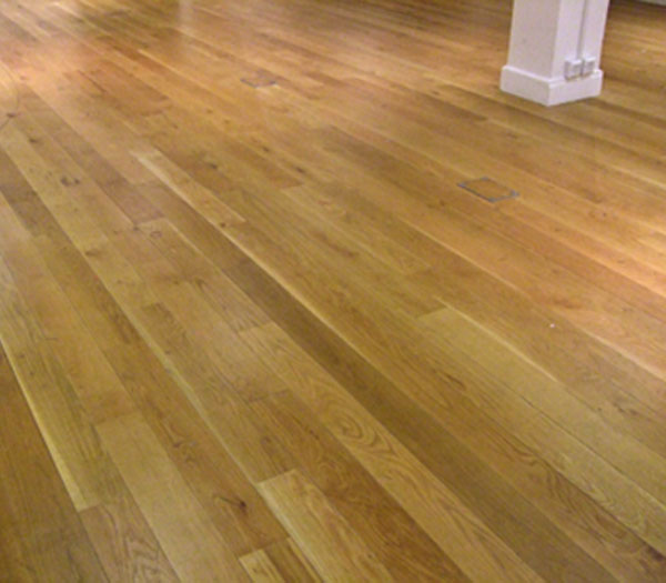 Junckers-Solid-Wide-Board-Oak-Oiled-Finish-To-Gallery-4