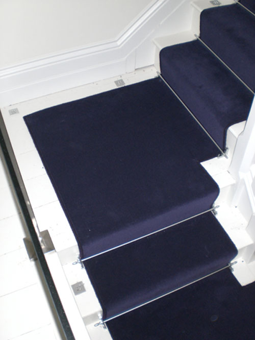 Luxury-Stair-Runner-With-Stair-Rods-1