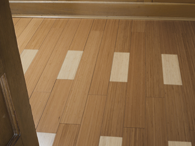 Woodpecker – Bamboo – Warwick