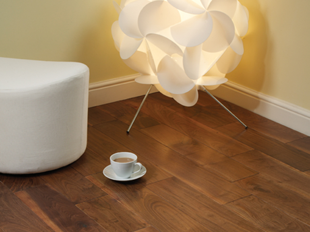 Woodpecker – Solid Wood – York