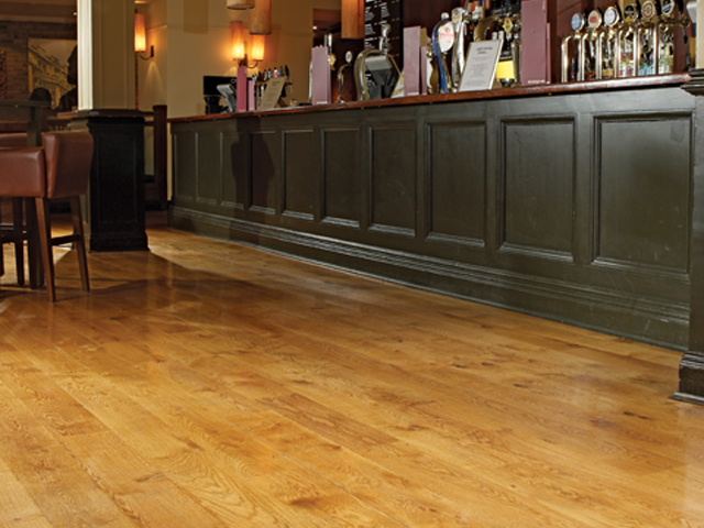 Woodpecker – Solid Wood – Dunster