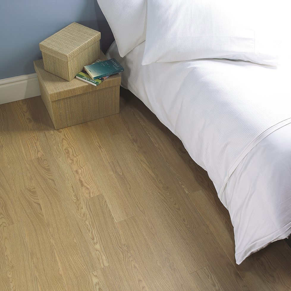 Amtico - Pale Ash 1, Luxury Vinyl Tile (LVT) Flooring, Wood Flooring