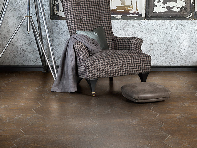 Polyflor – Creative Edge – Aged Metalstone, Distressed Panels