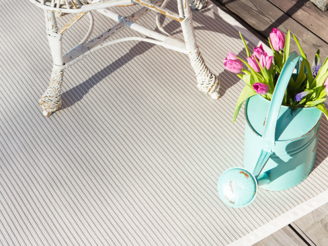 VM Carpets – Rata Harmaa Valkoinen