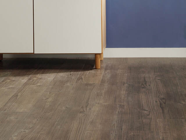 Amtico – Smoked Cedar