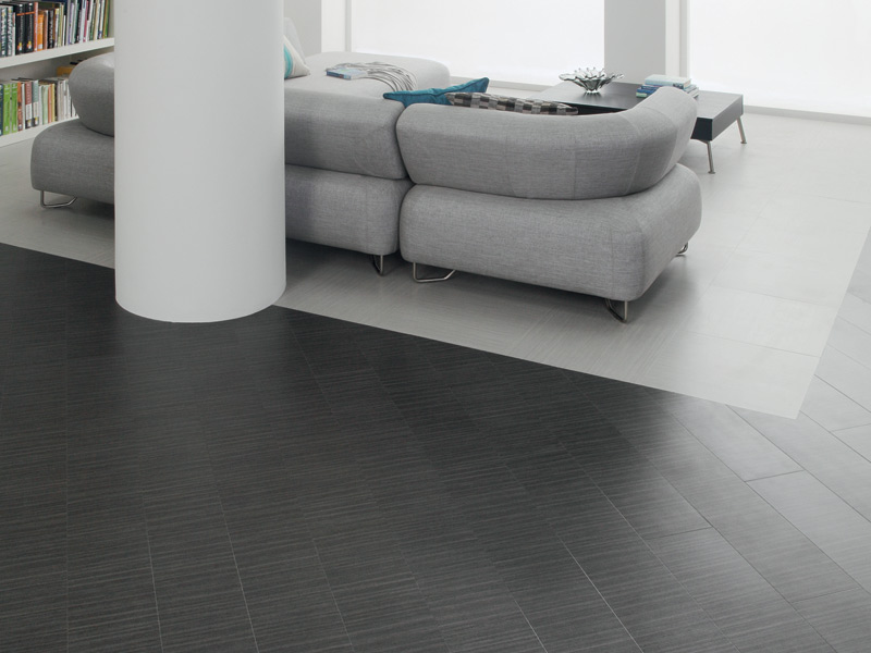Amtico Spacia - Softline Charcoal, Luxury Vinyl Tile (LVT) Flooring