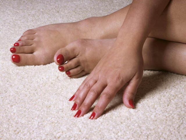 Victoria Carpets EasiCare Deep Sensations