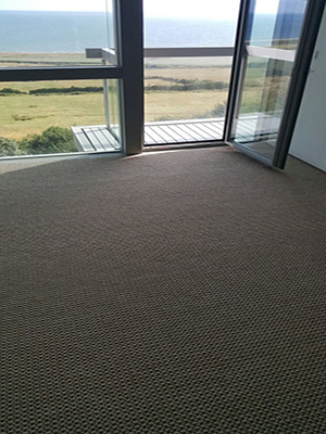 CARPET INSTALLATION 23