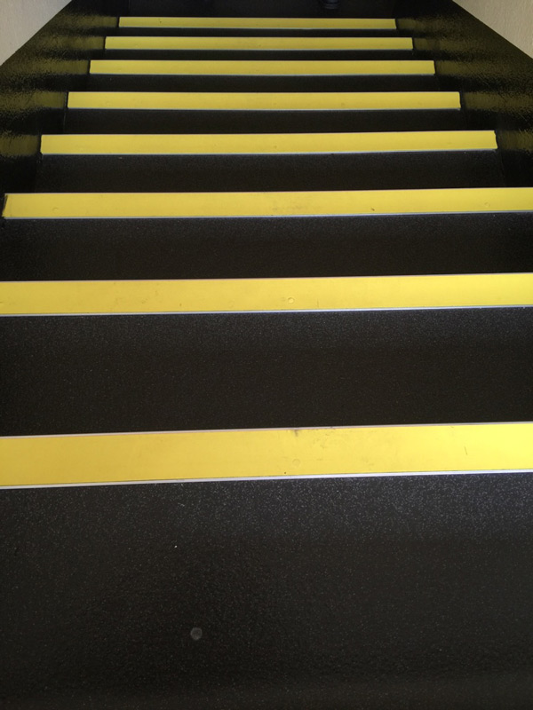commercial rubber commercial stairs with nosings 01