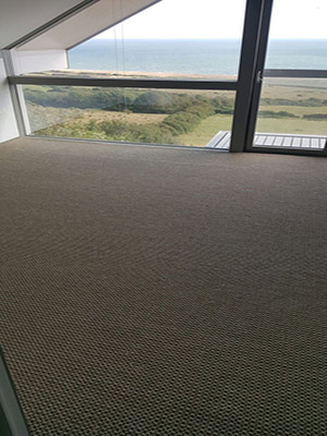 CARPET INSTALLATION 09