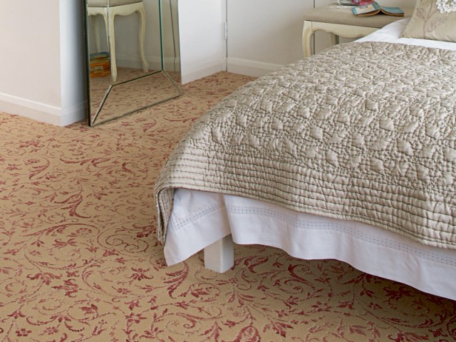 Brintons – Laura Ashley Malmaison Raspberry