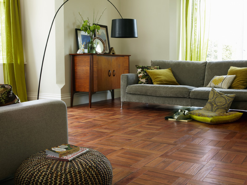 Karndean - Art Select Wood Flooring - AP31 Russet Oak - Luxury Vinyl Tile (LVT) Flooring - Vinyl Flooring - Wood Flooring