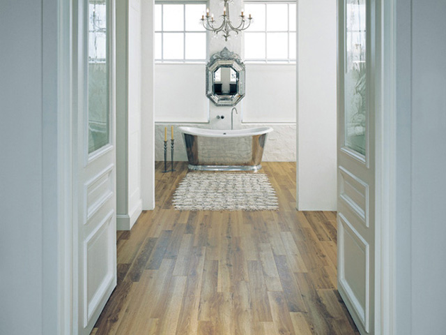 Amtico Classic Oak - Luxury Vinyl Tile (LVT) Flooring - Vinyl Flooring - Wood Flooring Amtico Classic Oak - Luxury Vinyl Tile (LVT) Flooring - Vinyl Flooring - Wood Flooring