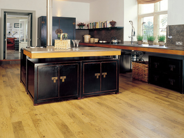 Amtico Reclaimed Chestnut - Luxury Vinyl Tile (LVT) Flooring - Vinyl Flooring - Wood Flooring Amtico Reclaimed Chestnut - Luxury Vinyl Tile (LVT) Flooring - Vinyl Flooring - Wood Flooring
