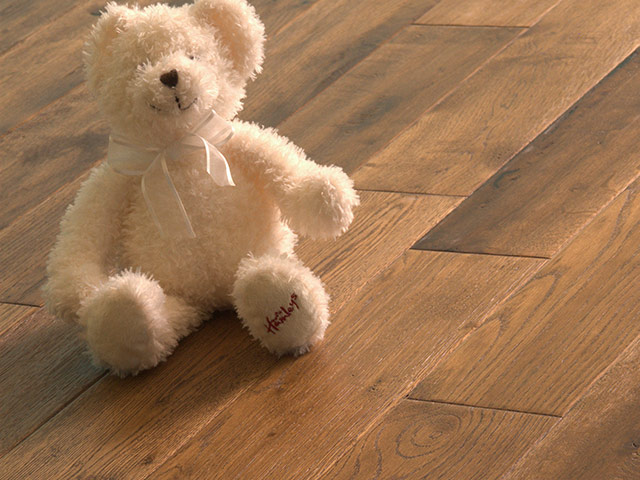 Brooks Bros Wood Flooring - S3002 Oak HS Stained Oiled - Wood Flooring