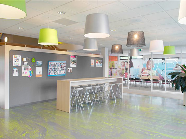 Dalsouple Rubber - Firm Restaurant - Rubber Flooring