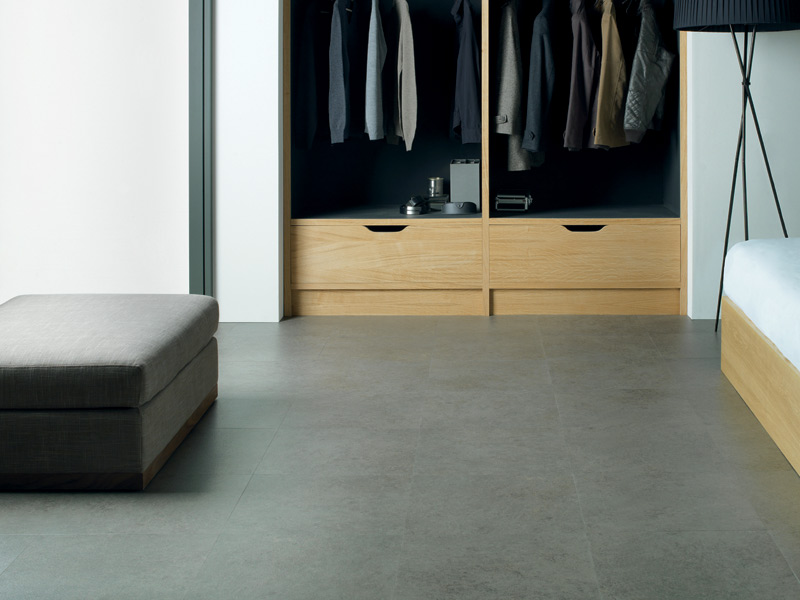 Amtico Spacia - Dry Stone Cinder - Luxury Vinyl Tile (LVT) Flooring - Vinyl Flooring